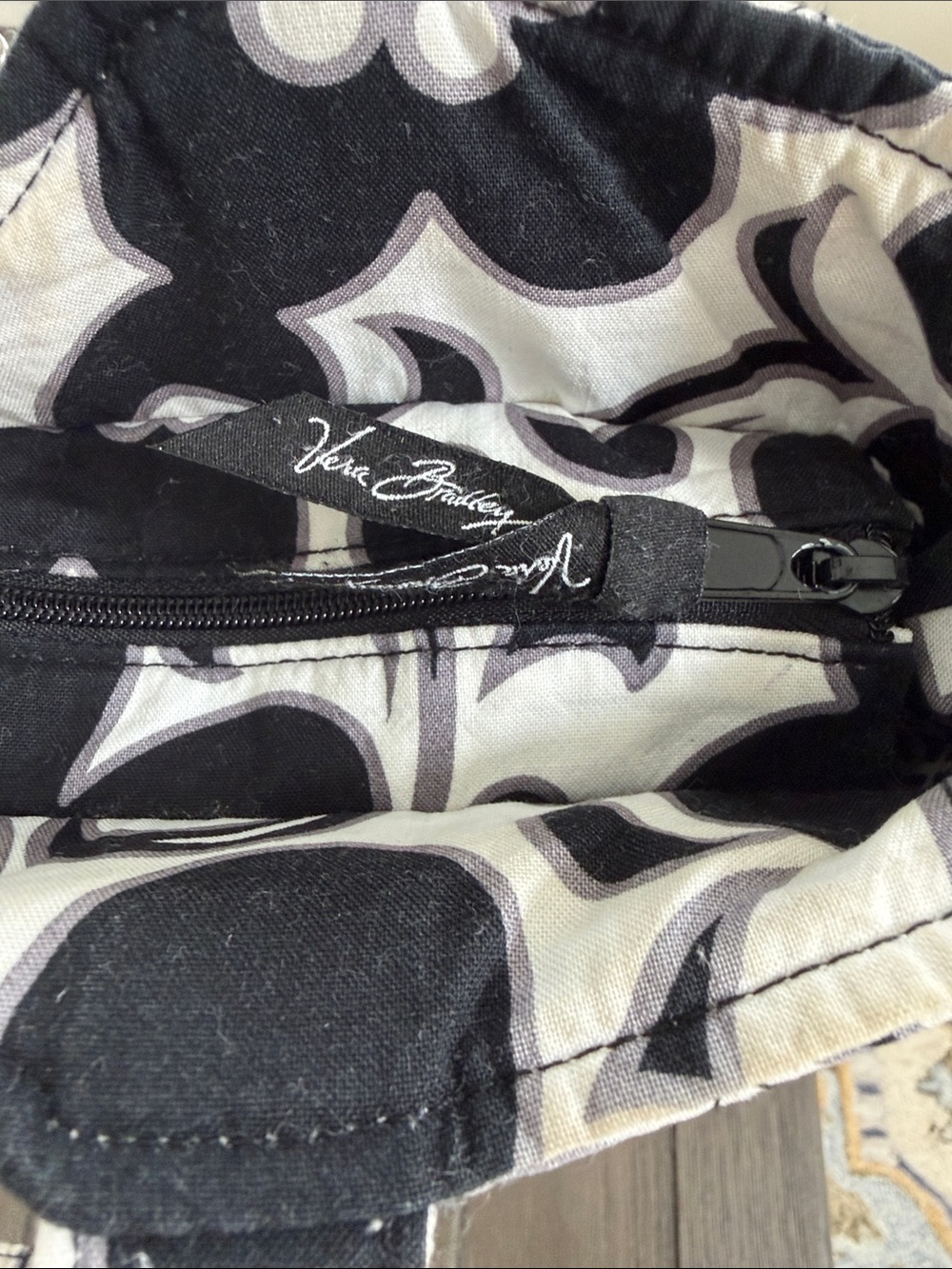 Vera Bradley Mandy tote in the Night and Day pattern, GUC - Picture 5 of 8